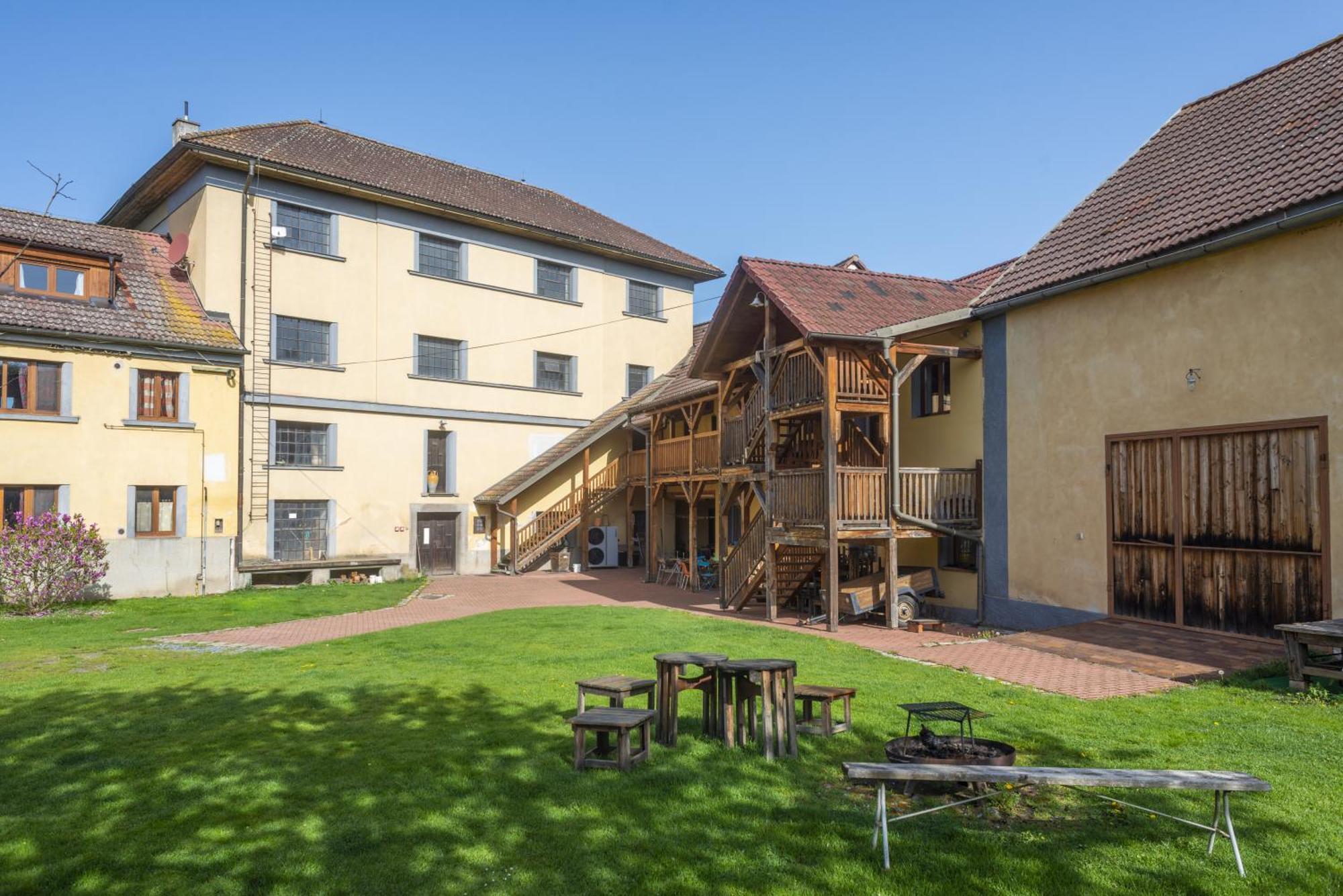 Apartamento Mlyn-Osvracin Exterior foto
